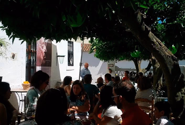 Imagen de la noticia: Alfredo Morcillo presenta su obra Ni un paso atrás