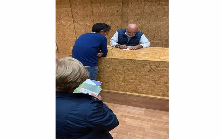 Imagen de la noticia: Cayetano López presenta su libro ‘El escritor que quemó sus palabras’