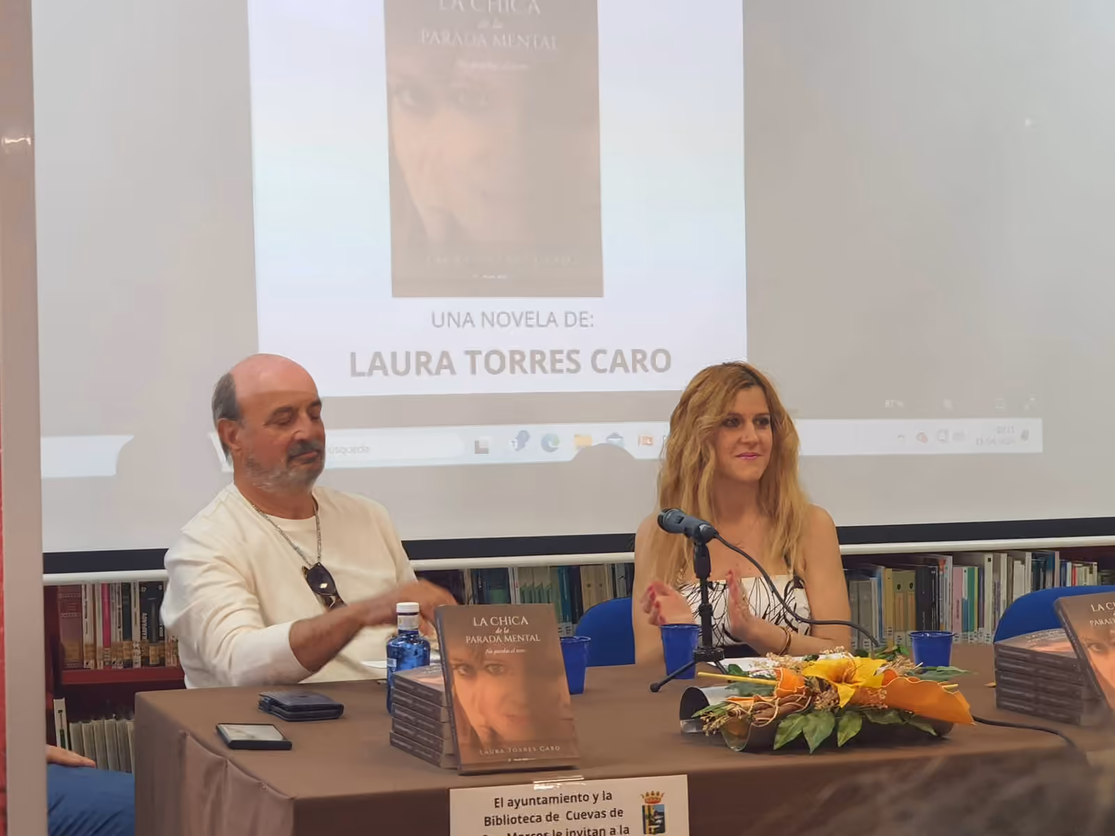 Imagen de la noticia: Éxito en la presentación de ‘La chica de la parada mental. No pierdas el tren’