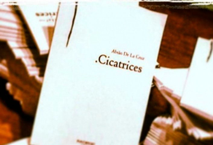 El teldense Abián de La Cruz presenta su libro "Cicatrices"